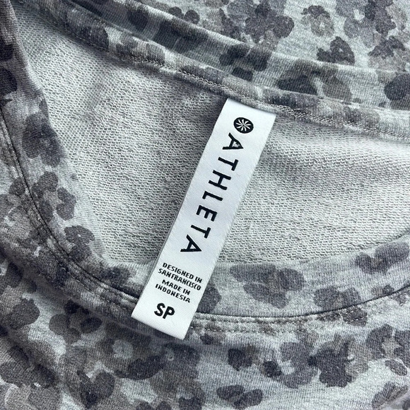 Athleta Studio To Street Splatter Sweater Gray Crewneck Pullover - Picture 6 of 7
